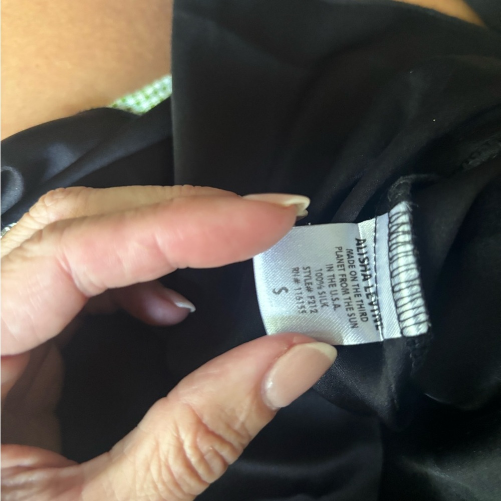 Alisha Levine Black Blouse - Picture 2 of 5